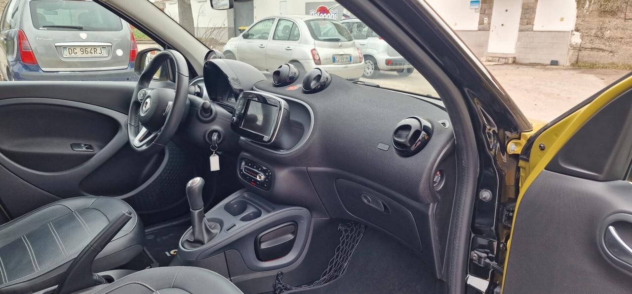 Smart ForFour 1.0 70CV PRIME LED NAVI. FINANZIAMENTI ANCHE SENZA BUSTA PAGA!