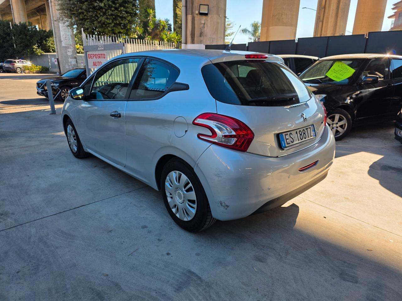 Peugeot 208 1.0 VTi 68 CV 3 porte Active