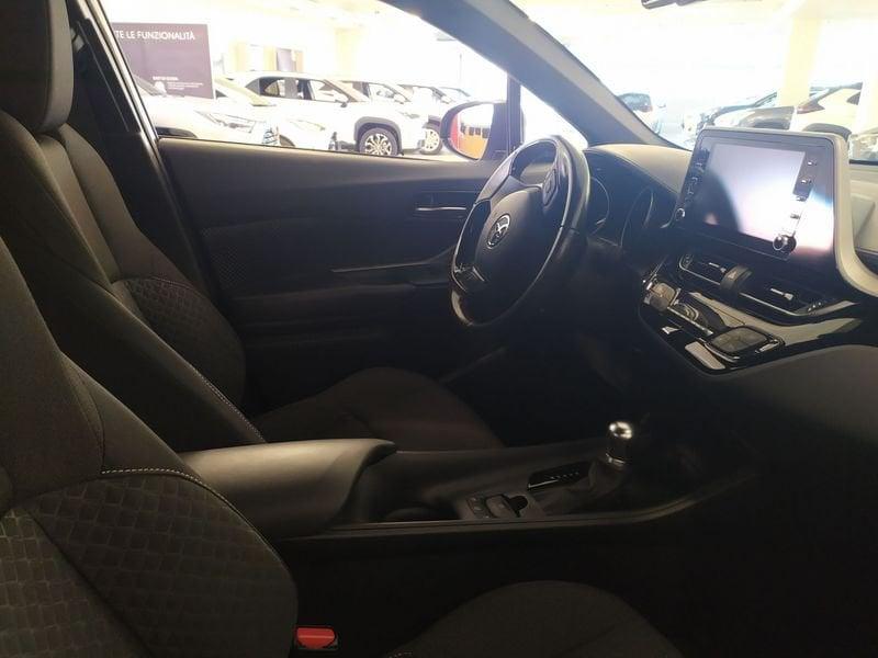 Toyota C-HR C-HR 1.8 Hybrid E-CVT Active