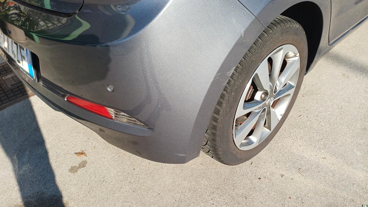Hyundai i20 1.4 CRDi 5 porte Style ok neopatentati
