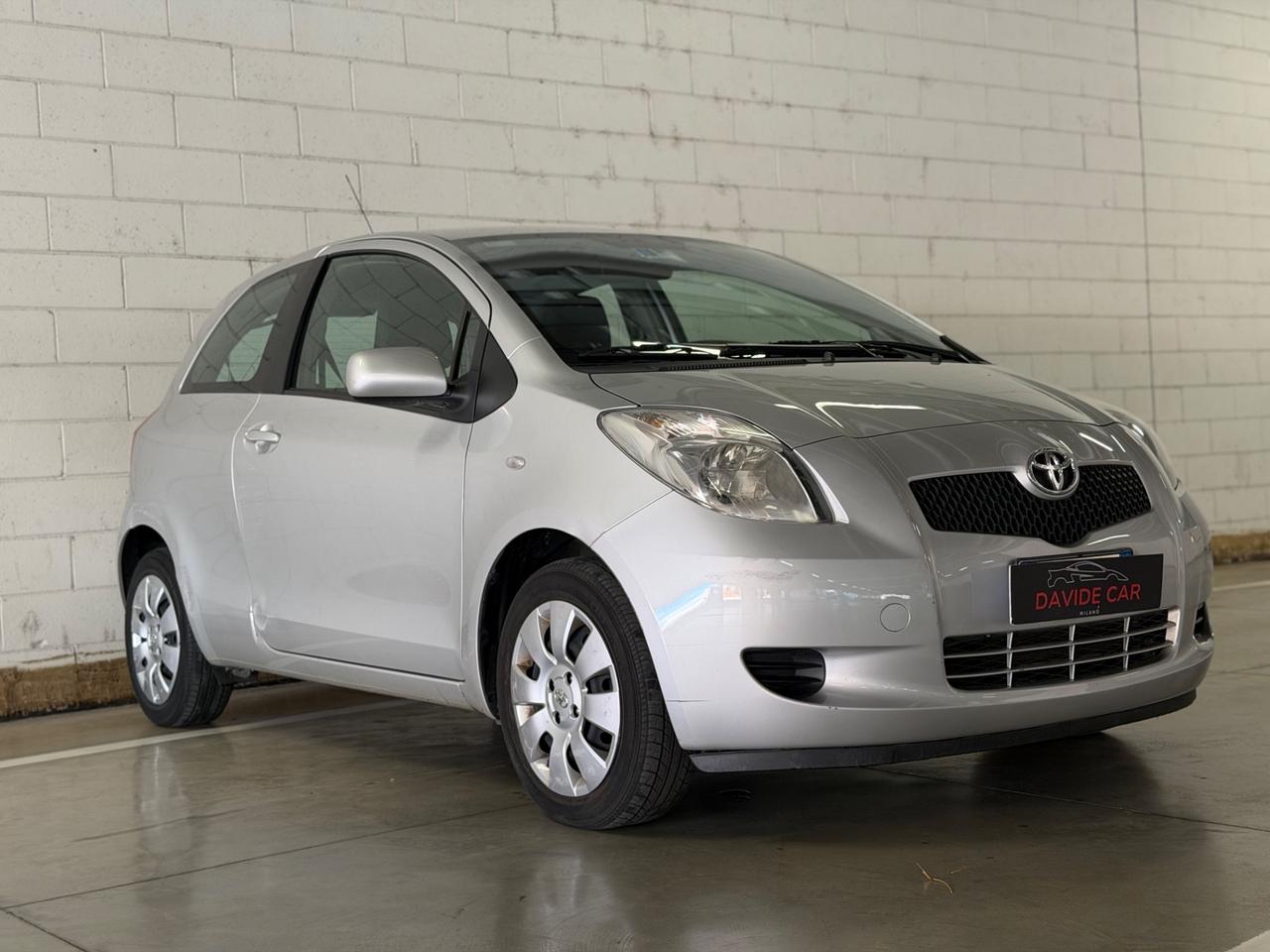 Toyota Yaris 1.3 3 porte Sol 13.000km