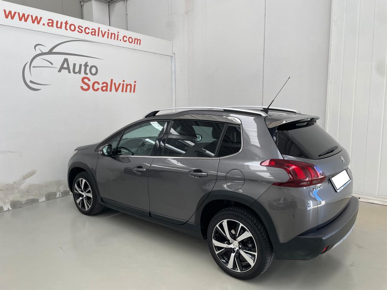 Peugeot 2008 1.5 BlueHDi 100 CV Allure