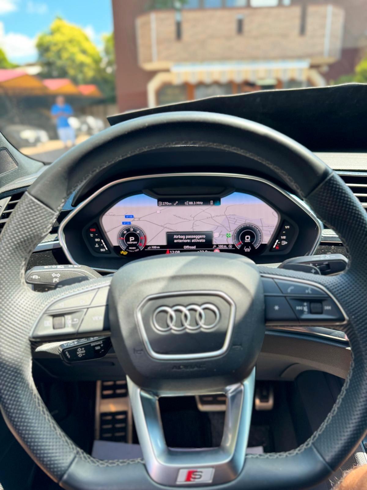 Audi Q3 SPB 35 TDI S tronic Identity Black