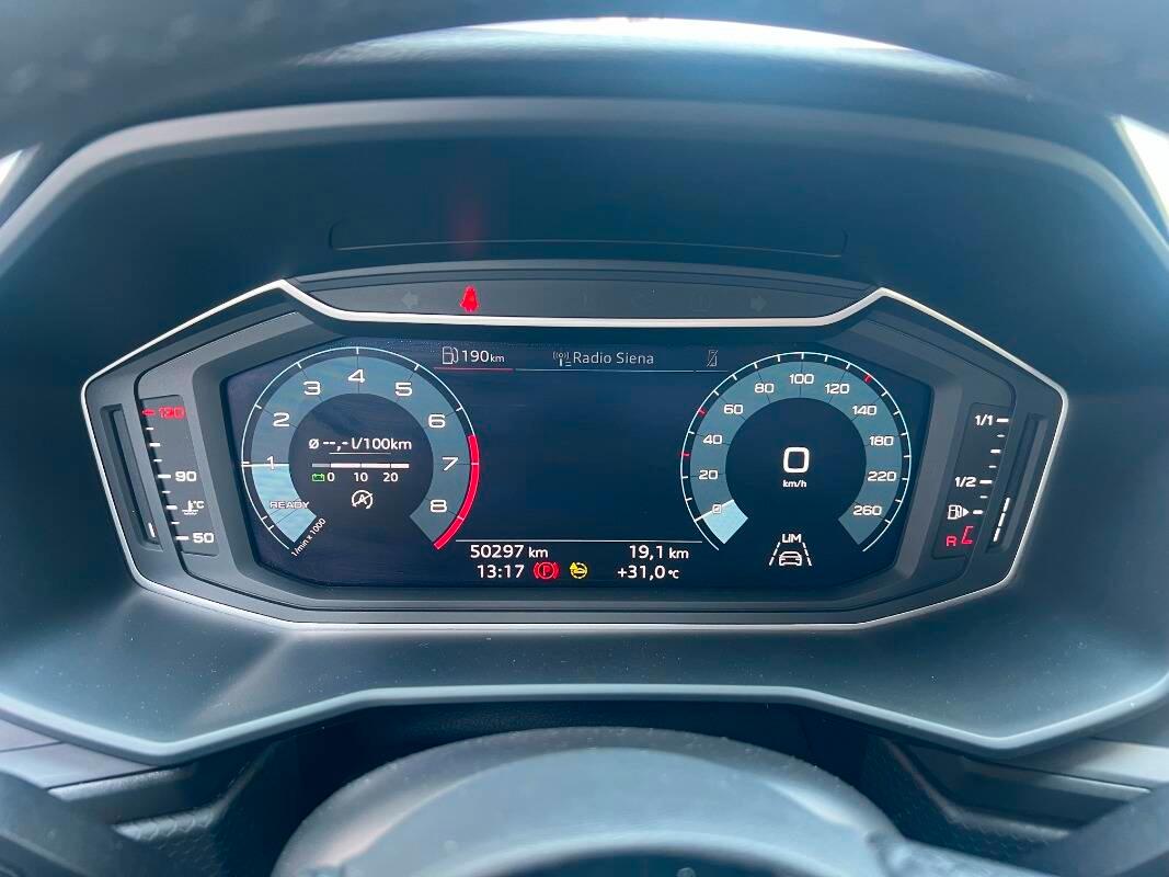 Audi A1 25 1.0 tfsi Admired my20