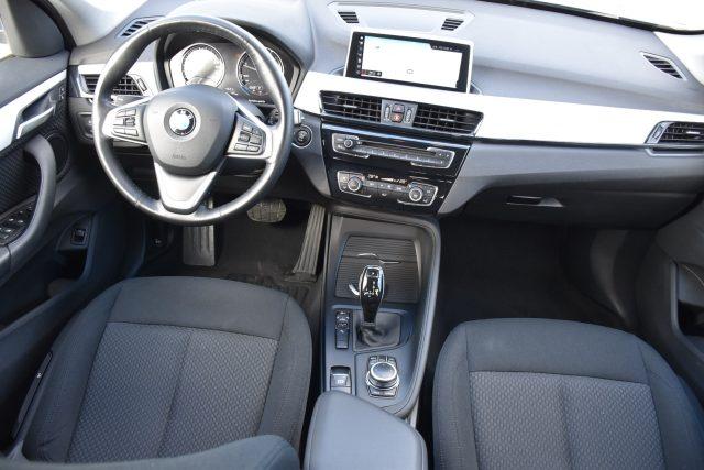 BMW X1 sDrive18d Business Advantage *Navi,LED*