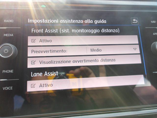 VOLKSWAGEN T-Roc 1.0 TSI 115 CV Style BMT GANCIO TRAINO