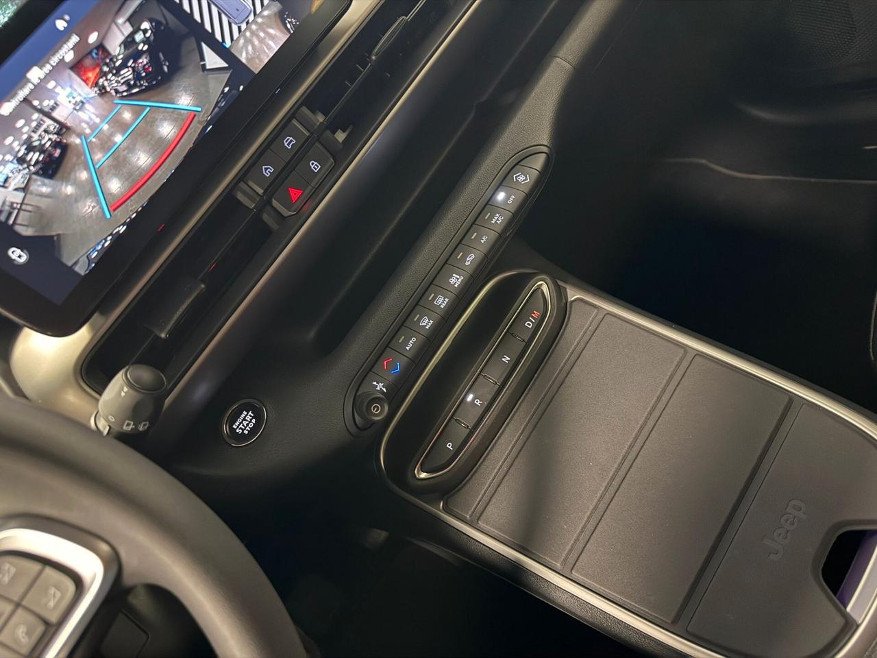 Jeep Avenger 1.2 Turbo 100 CV MHEV Summit