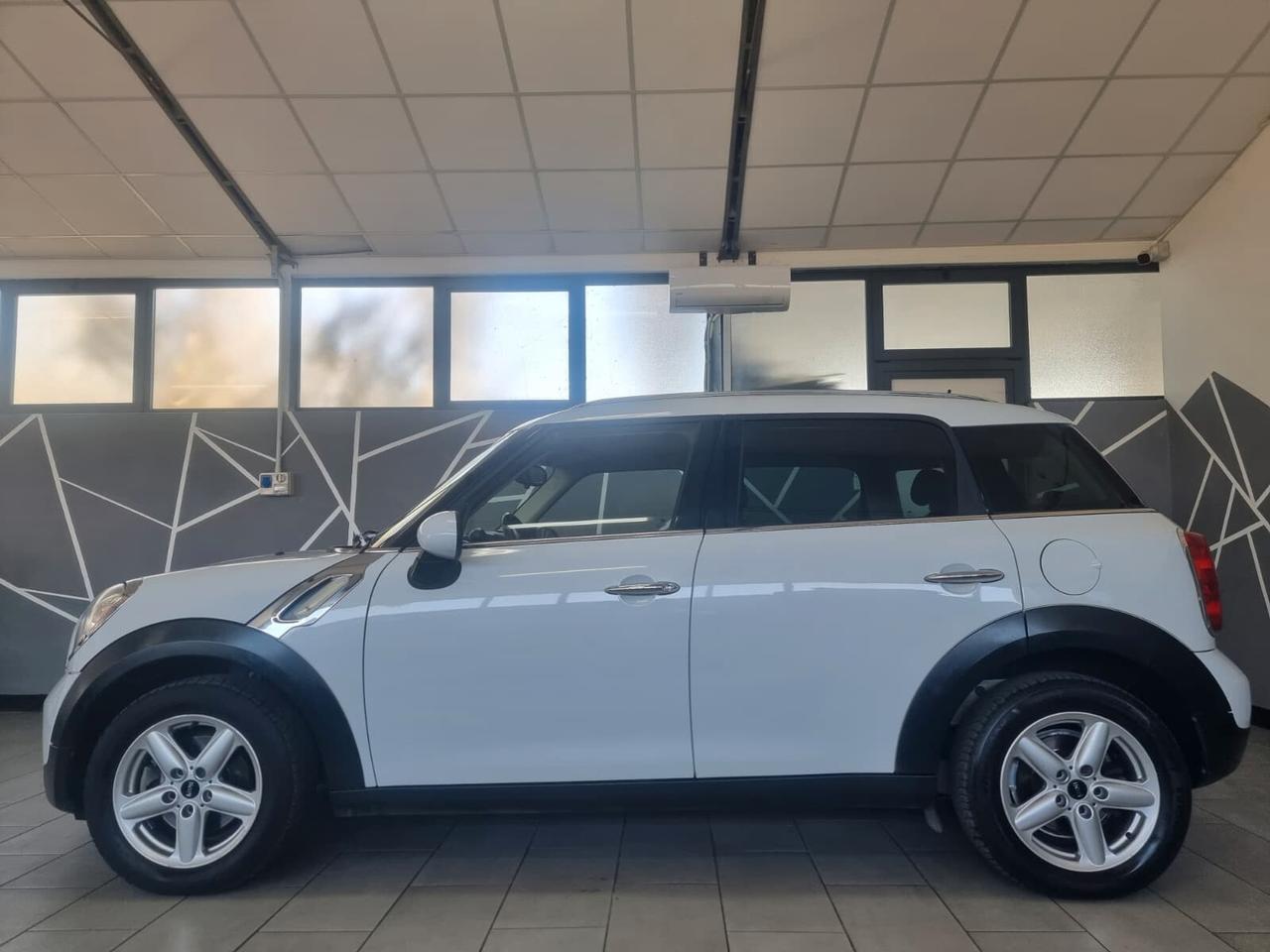 Mini Cooper Countryman 1.6 One NEOPATENTATI