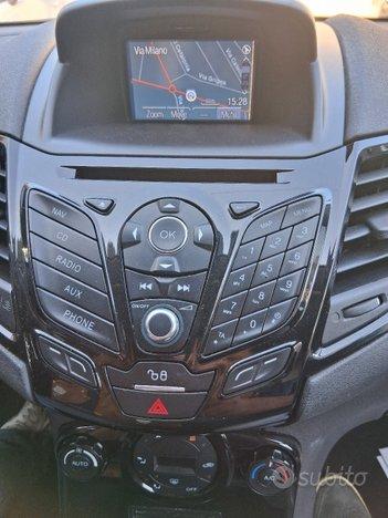 FORD FIESTA DISEL 1.5 ANNO 2015