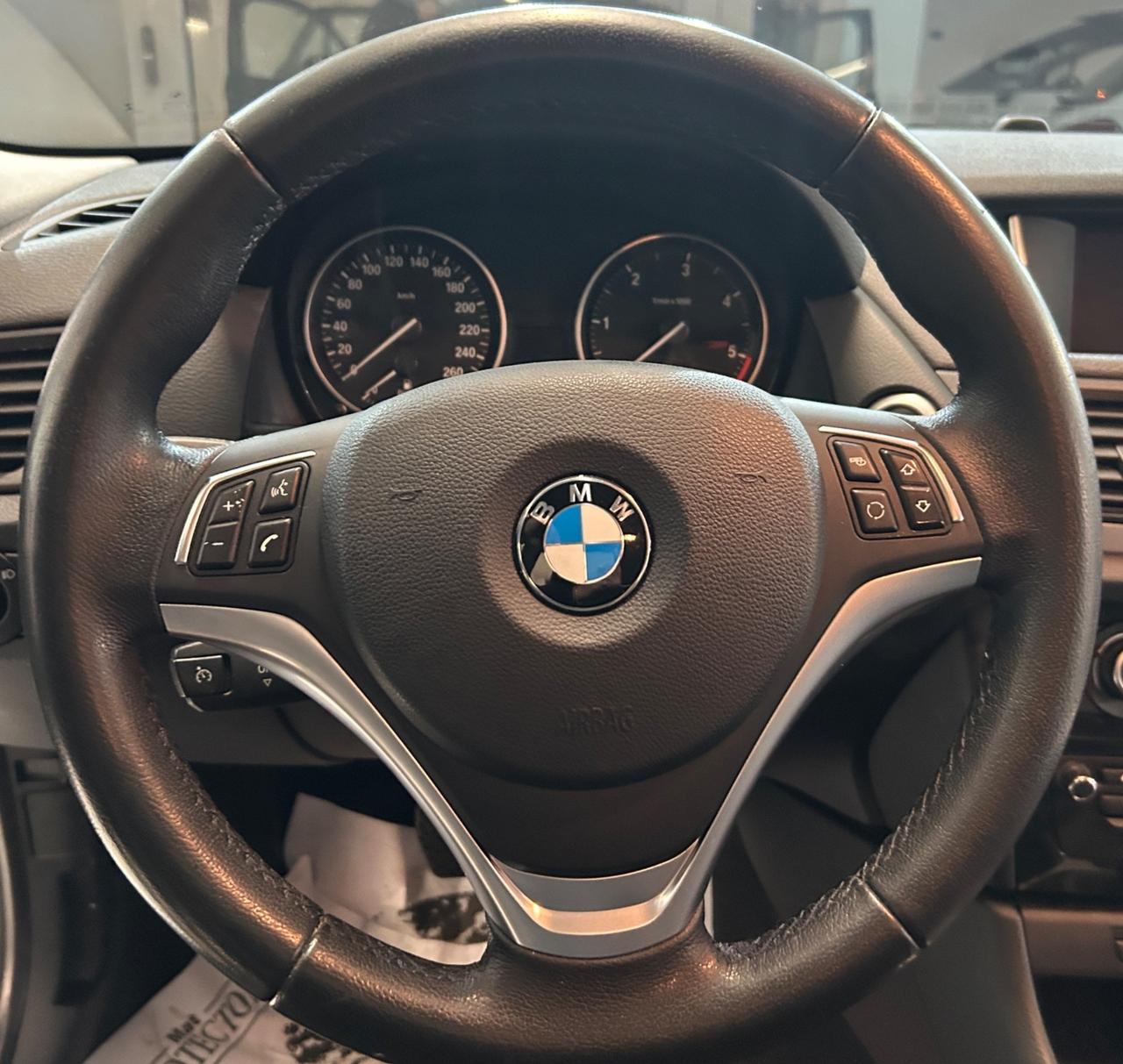 Bmw X1 sdrive 18D 105kw 2014