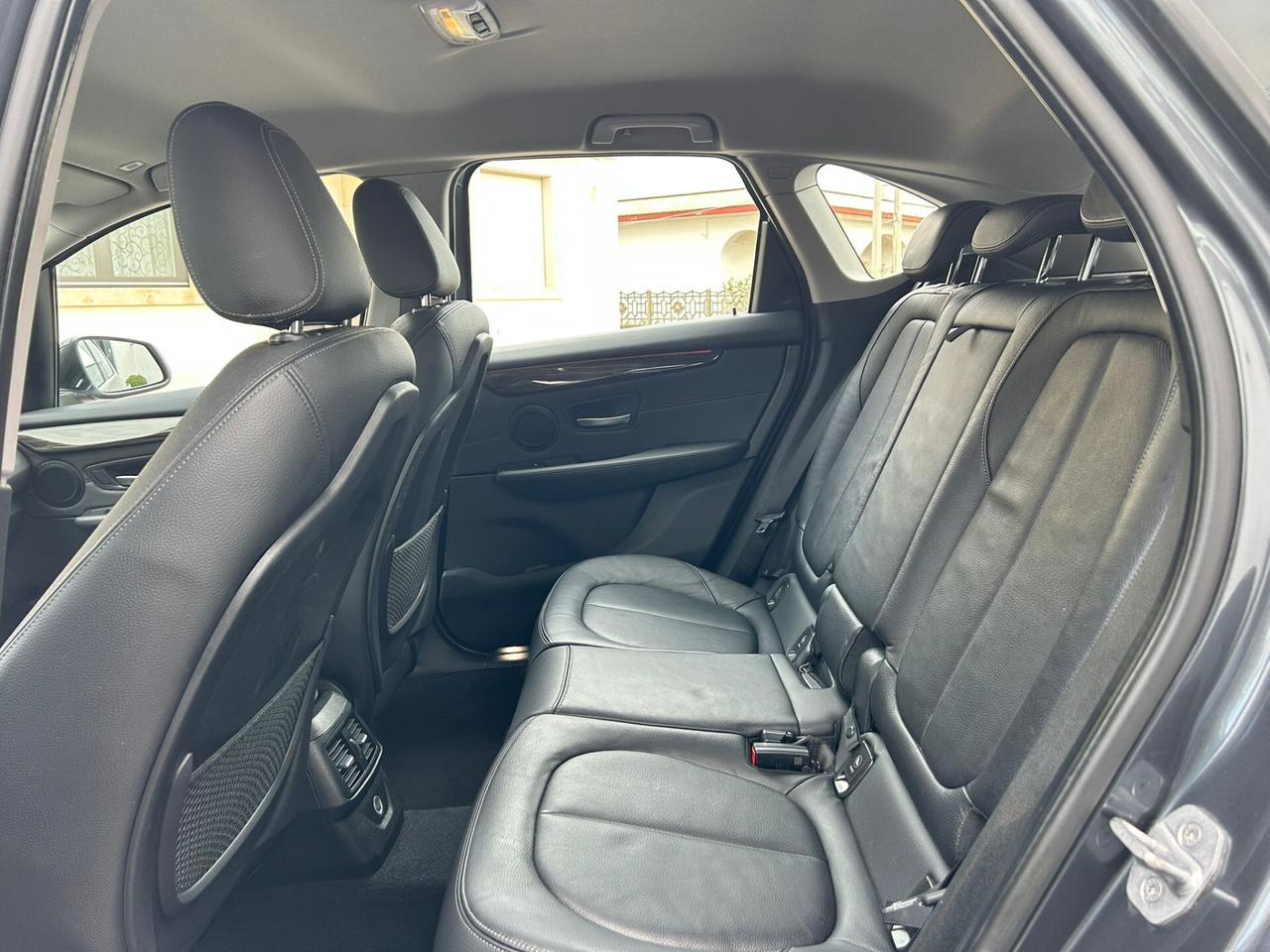 Bmw 216d ACTIVE TOURER LUXURY PELLE/LED/NAVI-2018