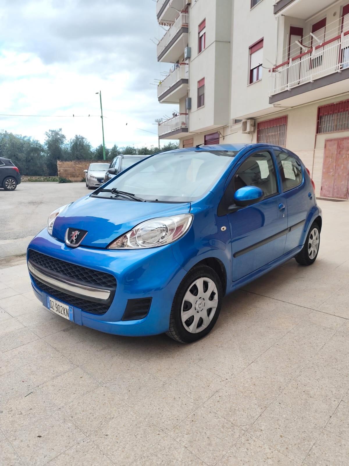 Peugeot 107 1.0 Benzina 68CV 5p. Sweet Years