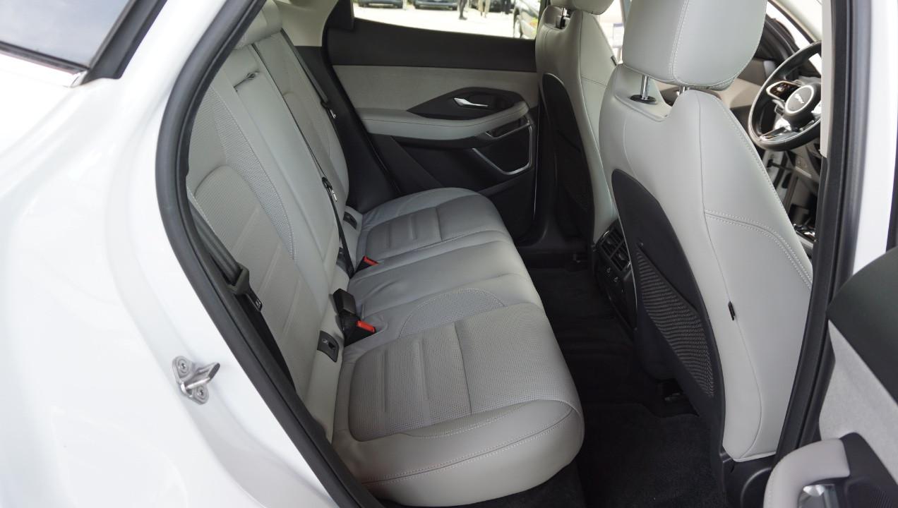 Jaguar E-Pace 2.0d i4 mhev R-Dynamic HSE awd 204cv auto