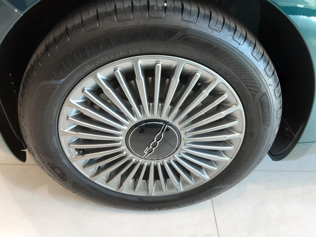 Fiat 500 Berlina Hybrid Torino