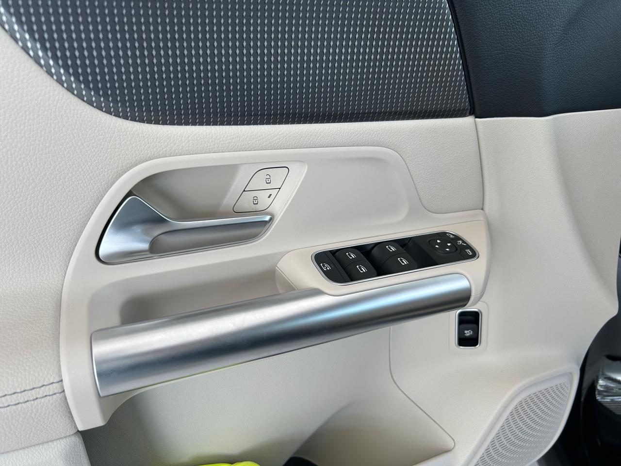 Mercedes-benz GLA 180 Automatic Sport Plus Neopatentati