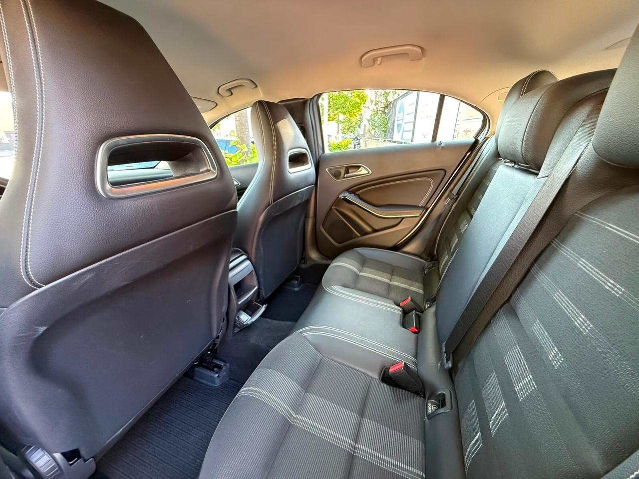 Mercedes Classe A 180 d km. 78.000! SPORT AUTOMATICO