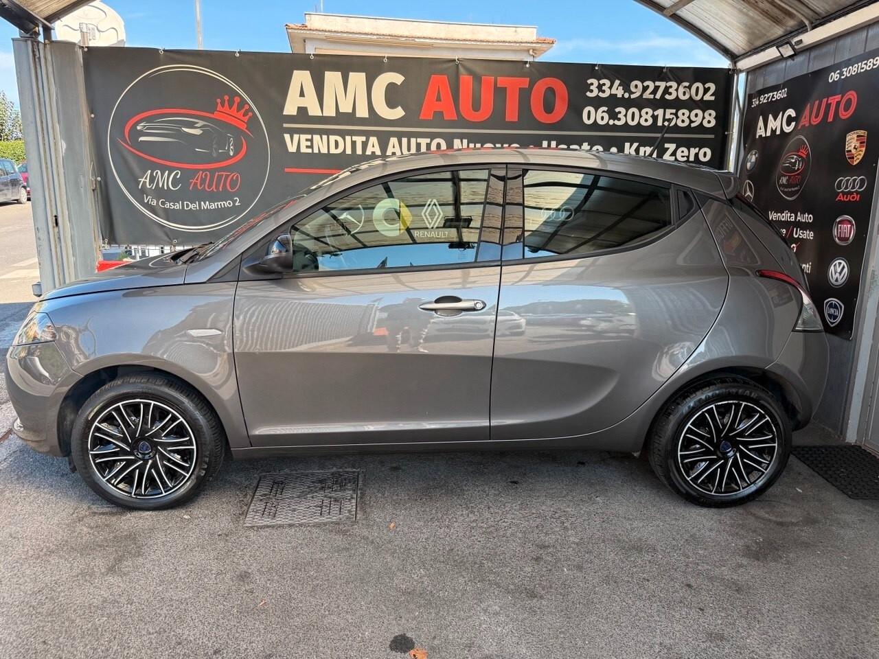 Lancia Ypsilon 1.0 FireFly 5 porte S&S Hybrid Gold - SENZA VINCOLI FINANZIARI