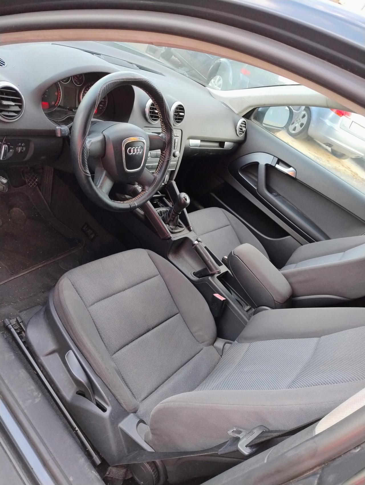 Audi A3 SPB 1.6 TDI 105cv Euro5