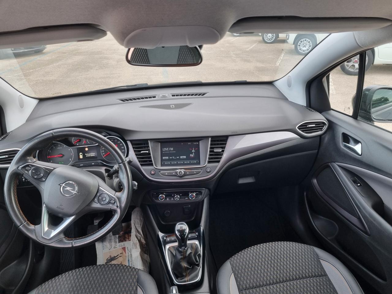 Opel Crossland X 1.2 12V Innovation - FARI LED