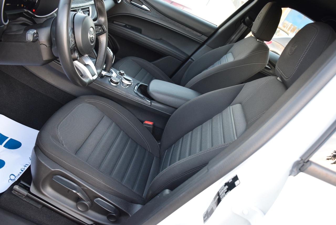 Alfa Romeo Stelvio ALFAROMEO NEW OMOLOGATA AUTOCARRO 5POSTI IVA DETR. 2.2TD 160CV AT8