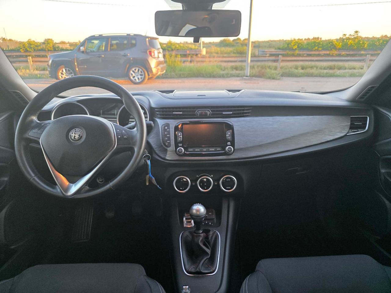 Alfa Romeo Giulietta 1.6 JTDm-2 120 CV Distinctive