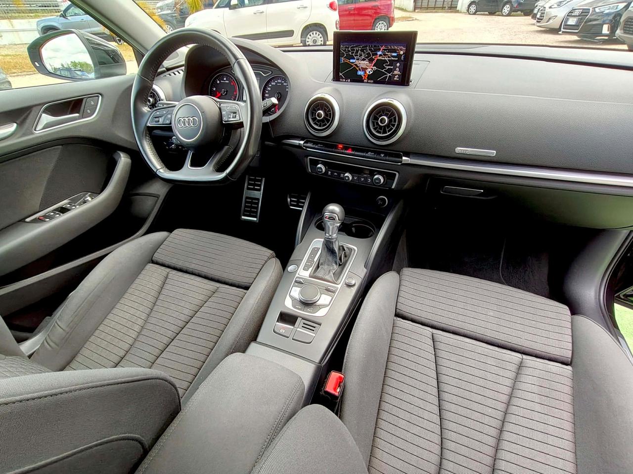 Audi A3 SPB 1.6 TDI S tronic Line - 2017