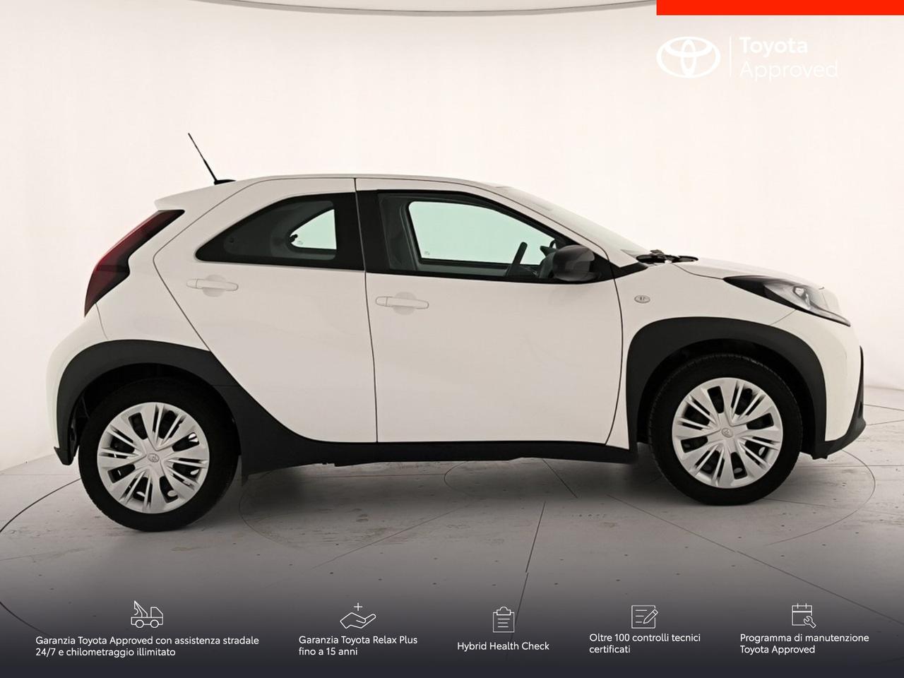 Toyota Aygo x 1.0 active 72cv