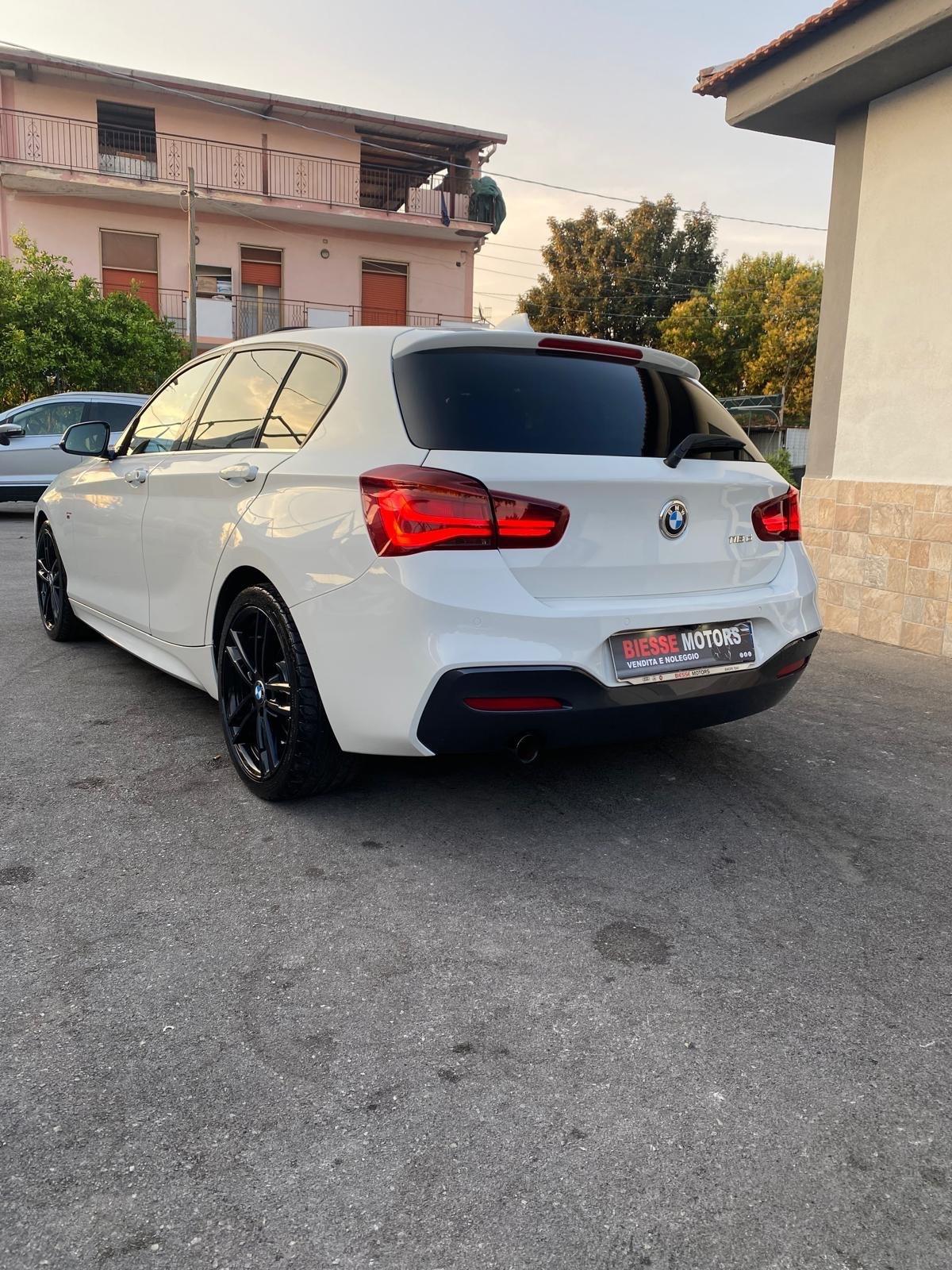 Bmw 118 118d 5p. Msport
