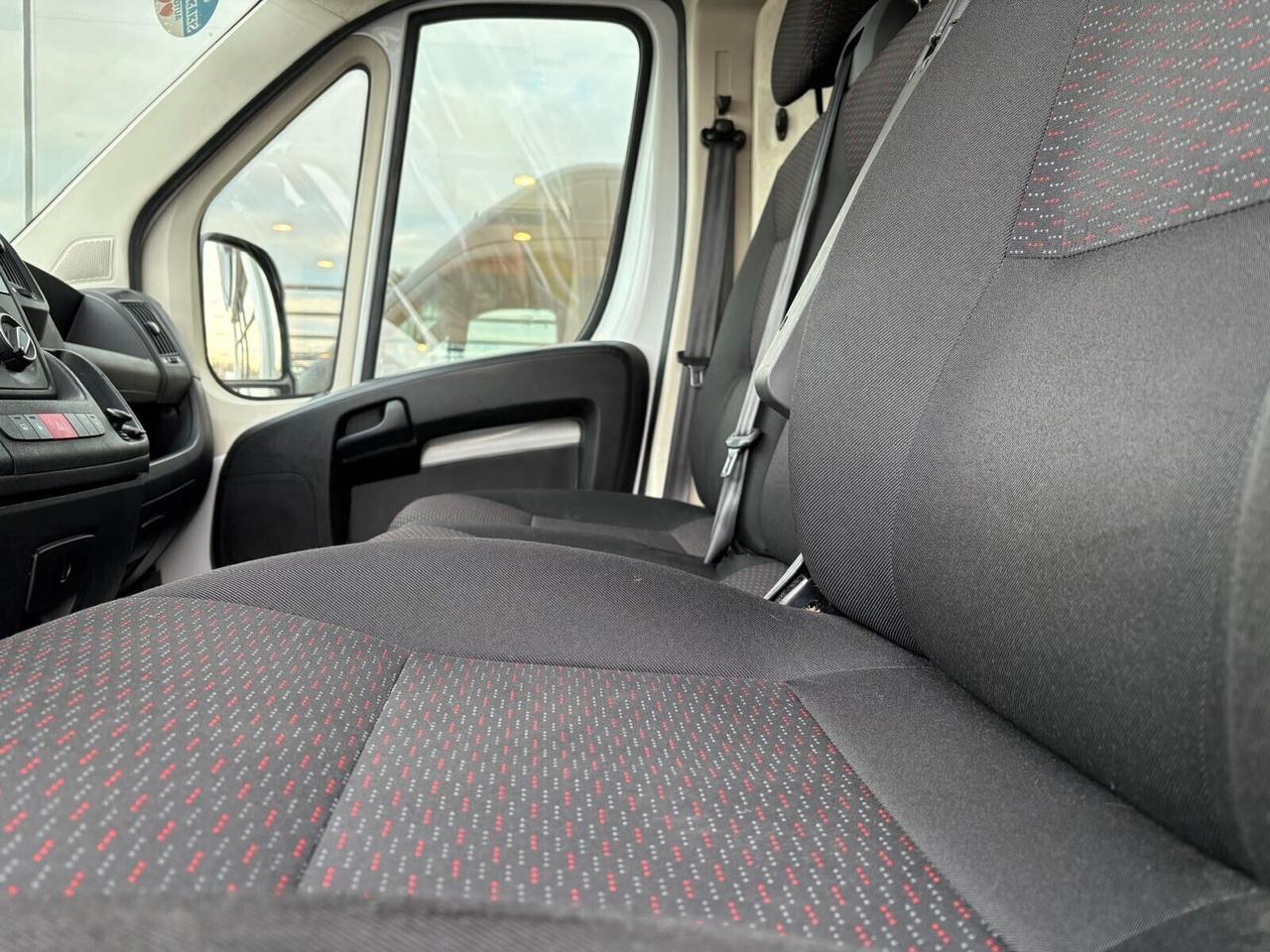 Peugeot Boxer 330 PREMIUM 2.2 BlueHDi PM-TM L2 H2 SPOTICAR