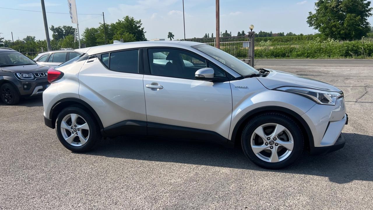 Toyota C-HR 1.8 Hybrid E-CVT Lounge 122CV
