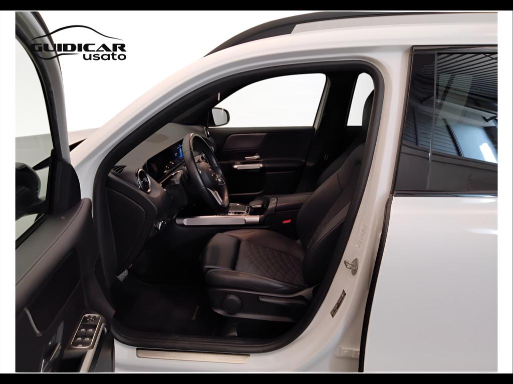 Mercedes-Benz GLB - X247 2019 - GLB 180 d Sport auto