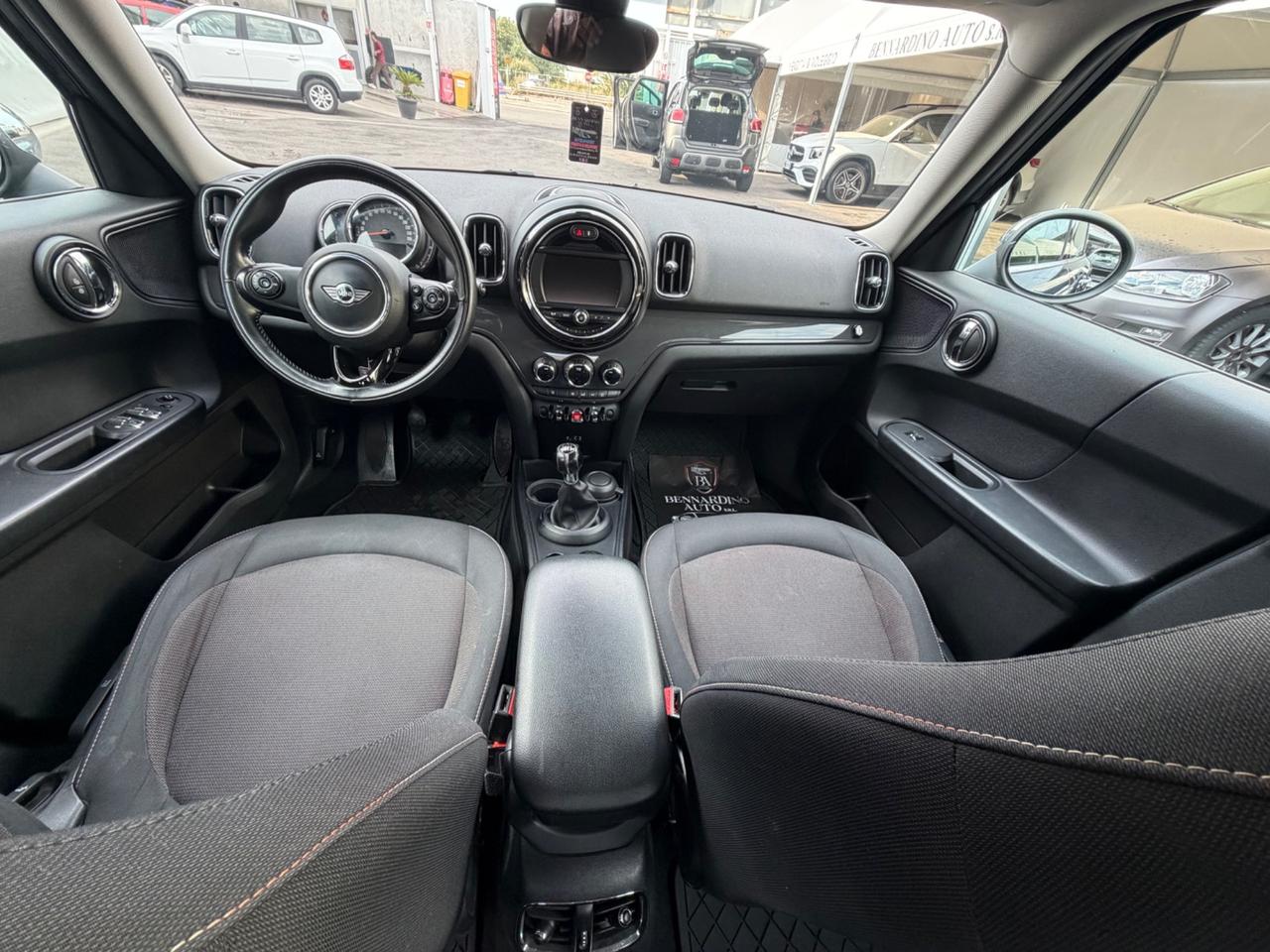Mini Cooper Countryman 1.5 Hype