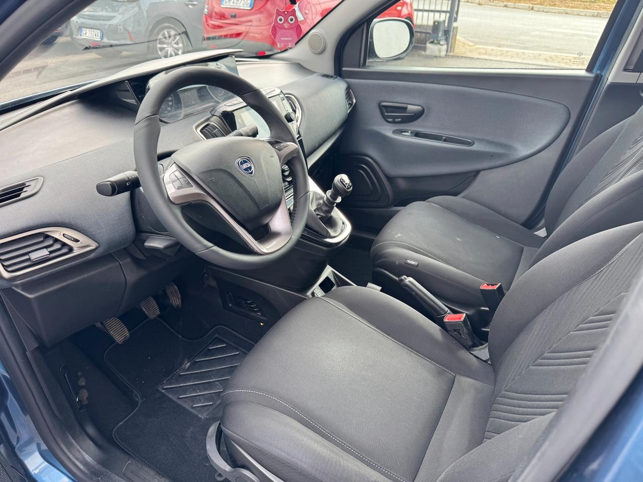 Lancia Ypsilon 1.0 FireFly 5 porte S&S Hybrid Gold