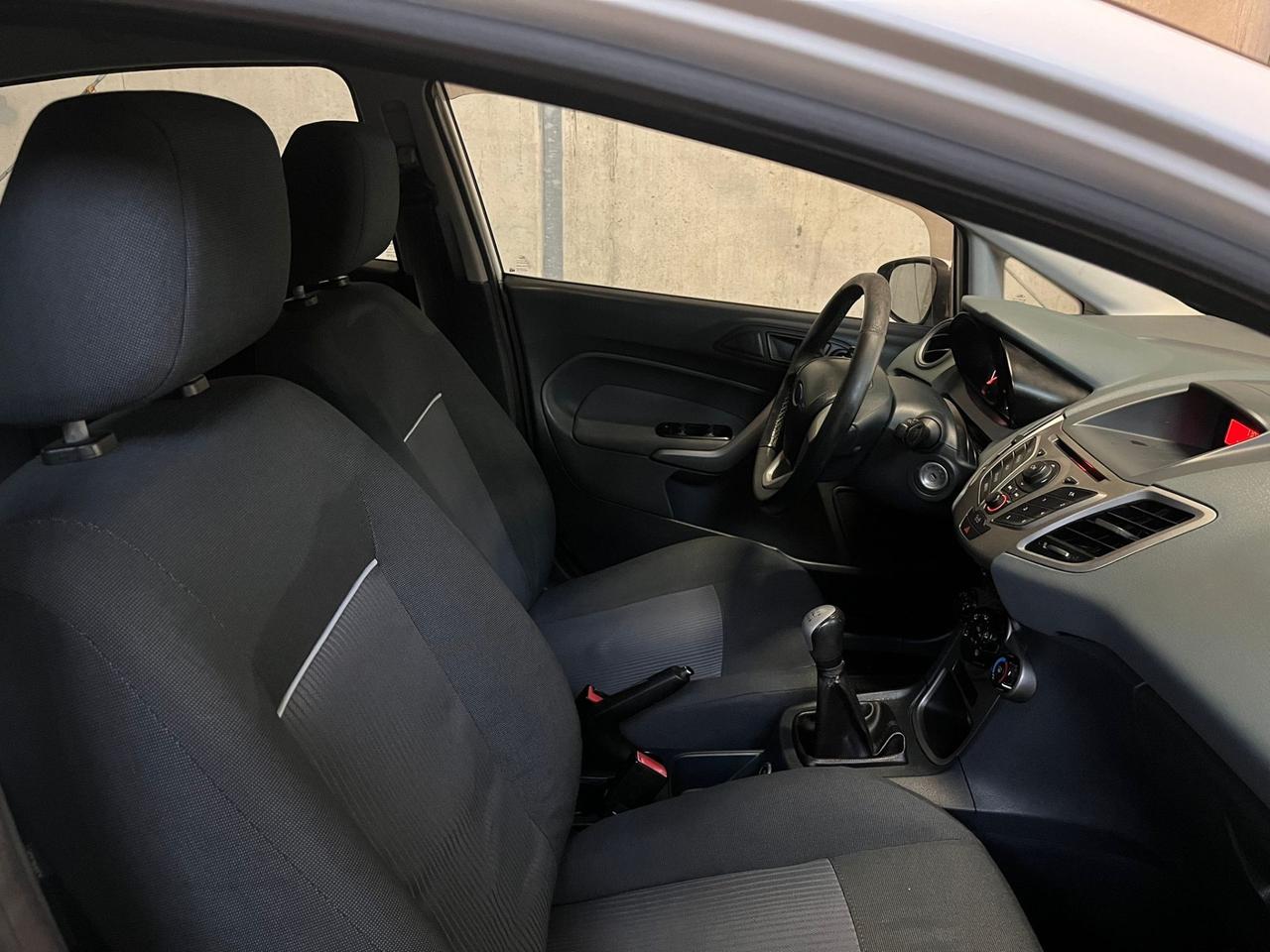 Ford Fiesta 1.4 5 porte Bz.- GPL Titanium