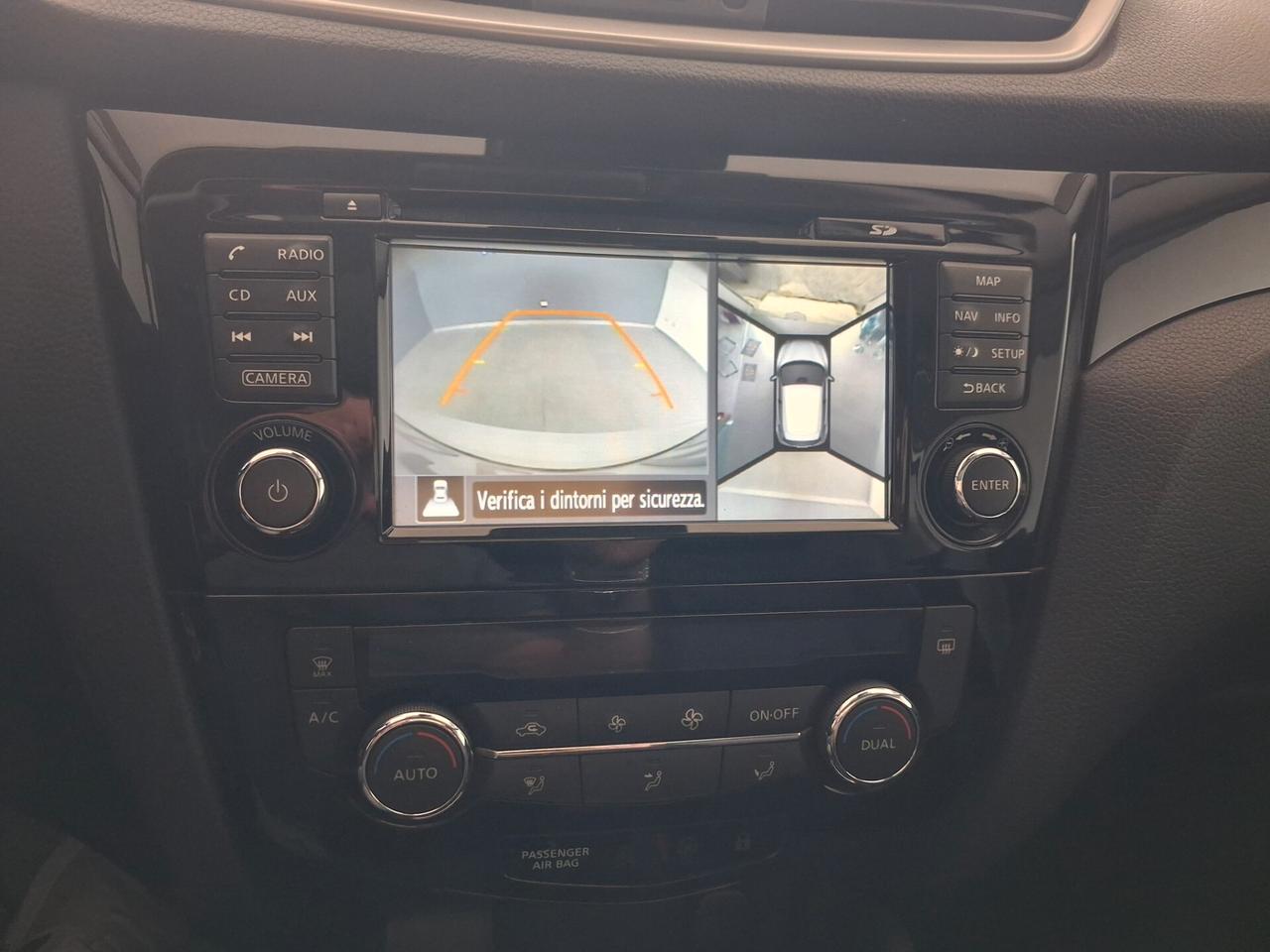 Nissan Qashqai 1.6 dCi 4WD Tekna unico proprietario