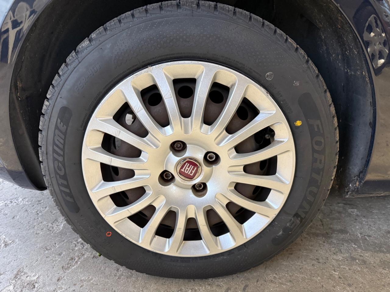 Fiat Punto 1.4 8V 5 porte Easypower Street