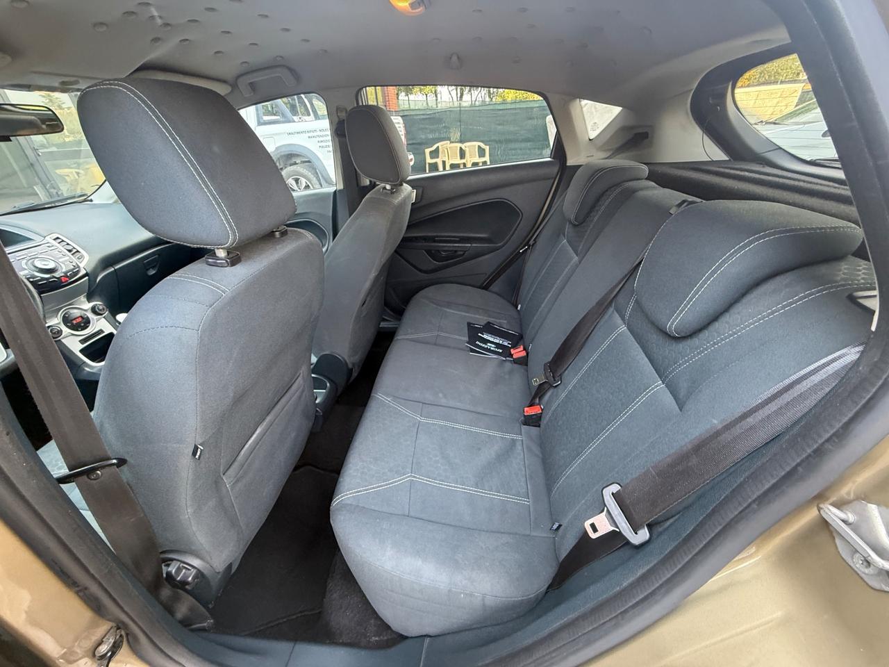 Ford Fiesta Ikon 1.4 TDCi 70CV 5 porte