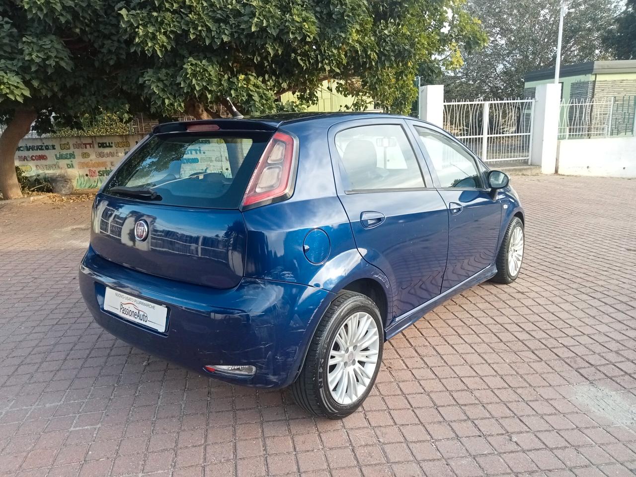 Fiat Punto 1.3 MJT II 75 CV 5 porte Street 2015
