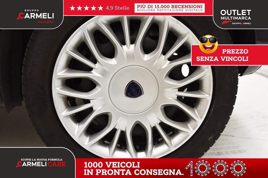 Lancia Ypsilon 5 Porte 1.2 Silver