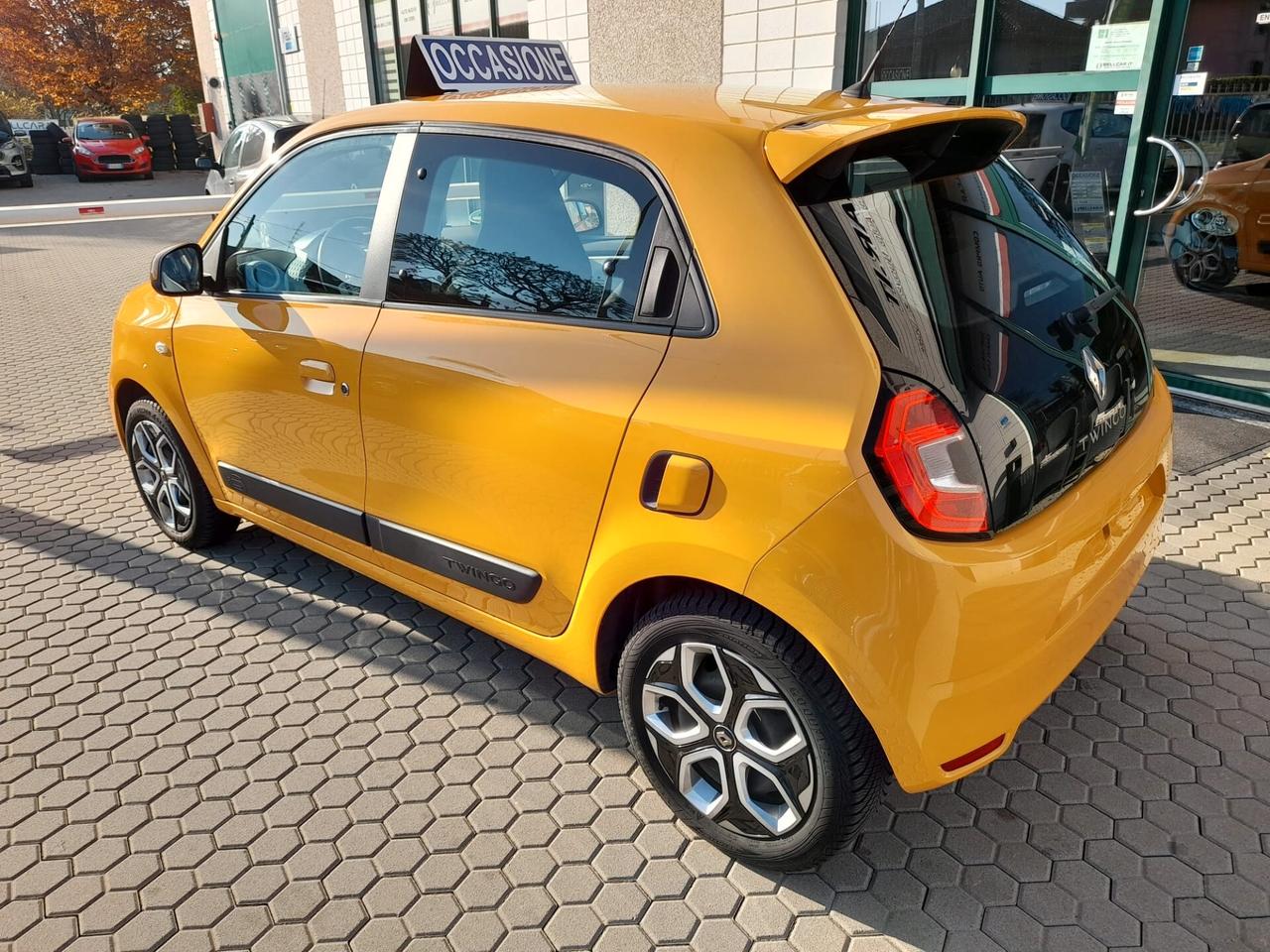 Renault Twingo SCe 73CV Duel2