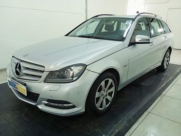 MERCEDES-BENZ 220 C SW cdi (be) Executive