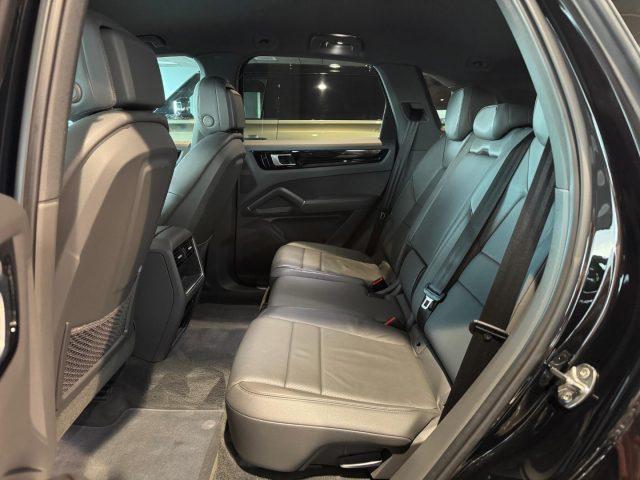 PORSCHE Cayenne 3.0 V6 E-Hybrid *UNIPROP*RADAR*SPORT CHRONO*