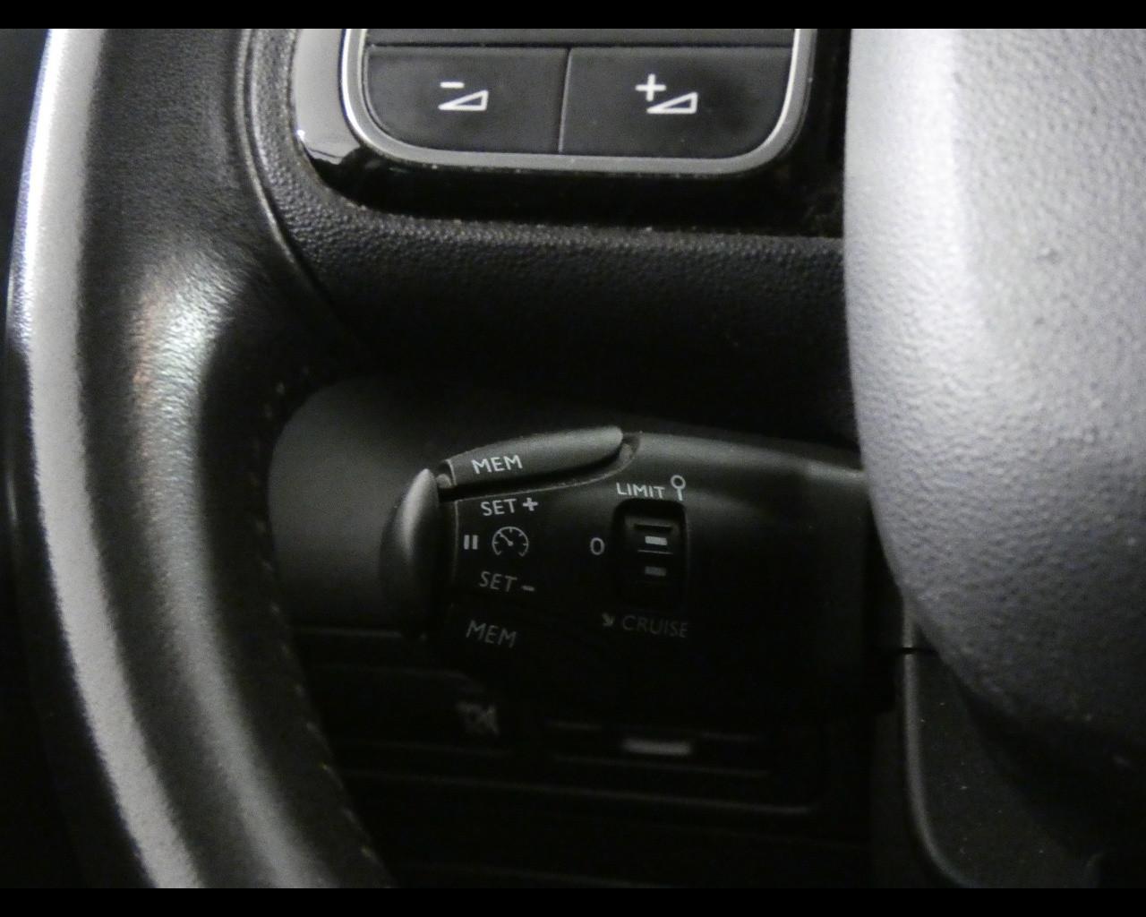 CITROEN C3 Aircross 1ª s. - C3 Aircross BlueHDi 110 S&S Shine