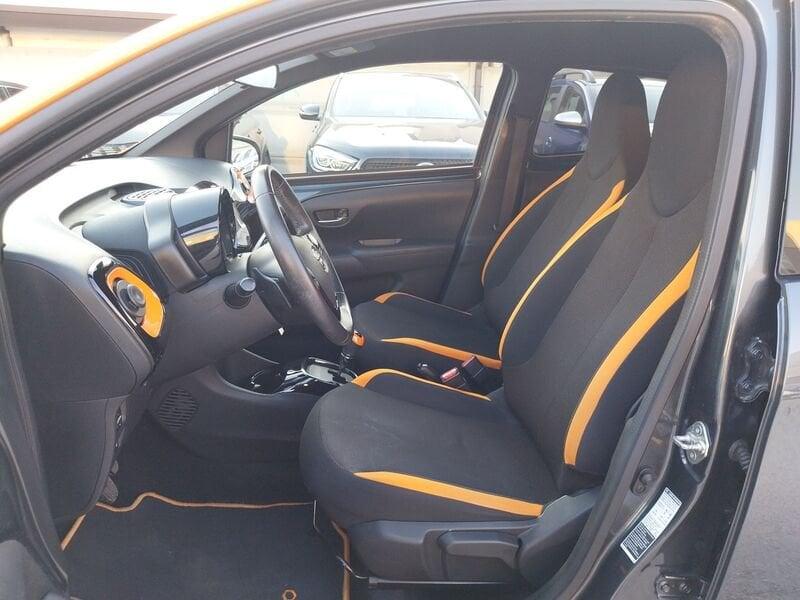 Toyota Aygo Aygo 5p 1.0 x-cool m-mt 72cv