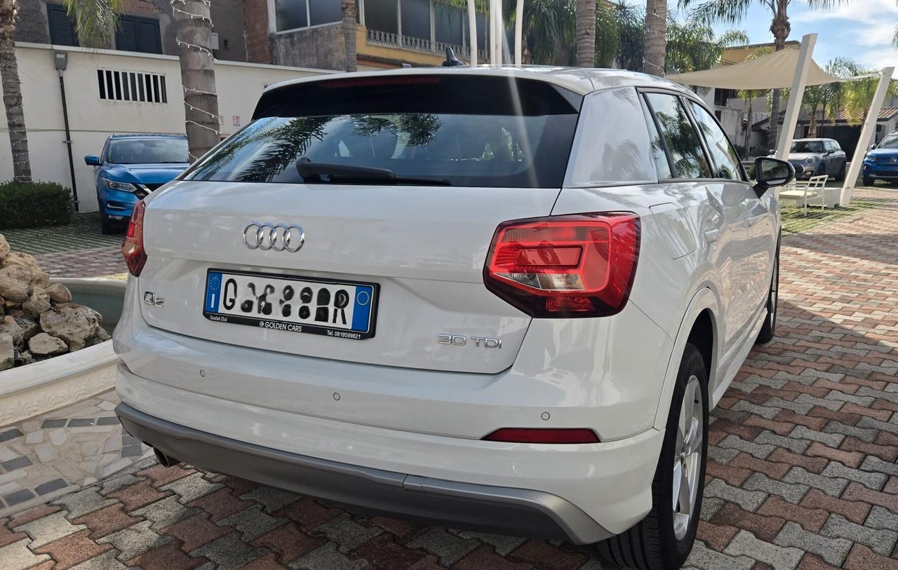 Audi Q2 30 1.6 tdi 115CV S line Edition S-Tronic Cockpit