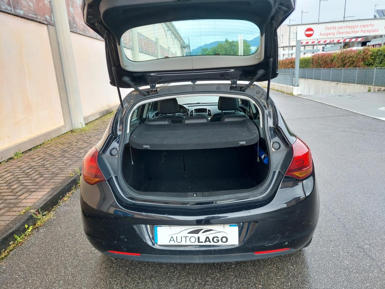 Opel Astra 1.6 115CV 5 porte .Cosmo