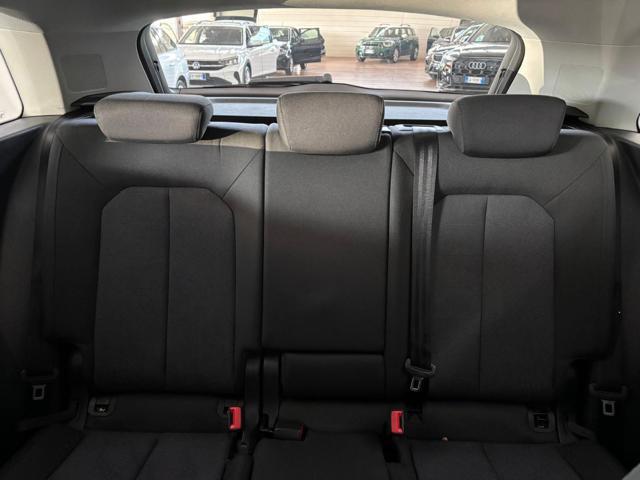 AUDI Q3 35 TDI S tronic Business Advanced