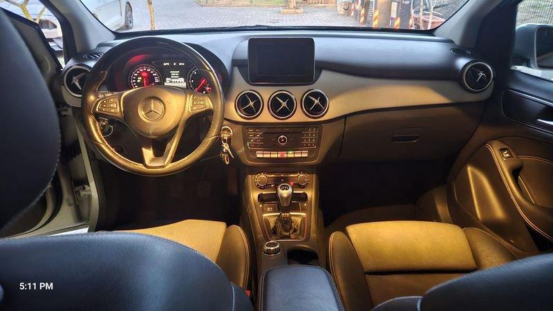 Mercedes-Benz Classe B MERCEDS B 180 D PREMIUM