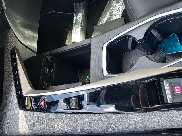 PEUGEOT 3008 Hybrid 145 e-DCS6 GT