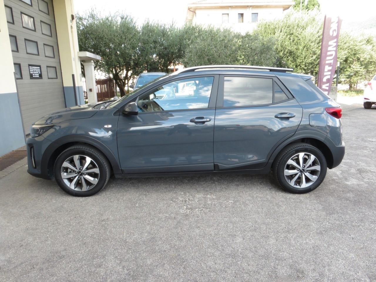 Kia Stonic 1.2 Urban 84cv. full led/adas/retroc/android-apple